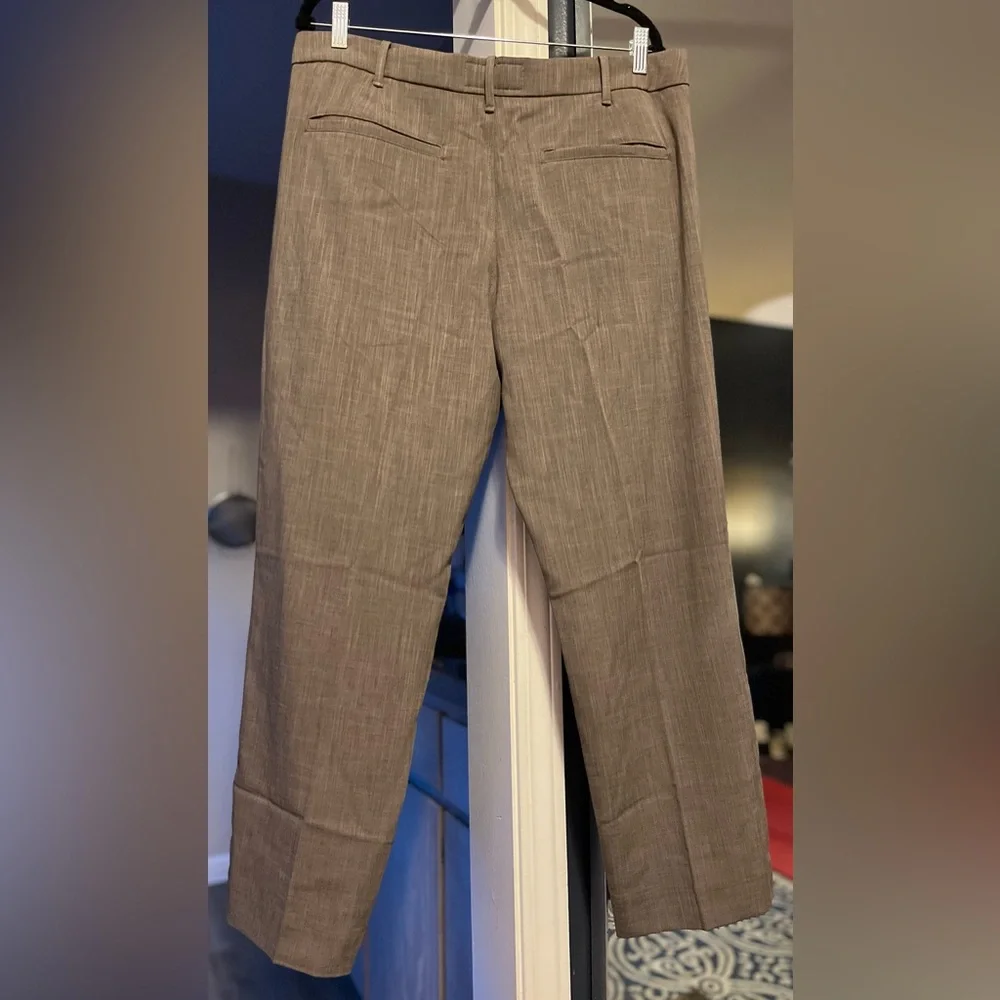 A&F NWT Men’s Relaxed Straight Trouser 36x30 Brown